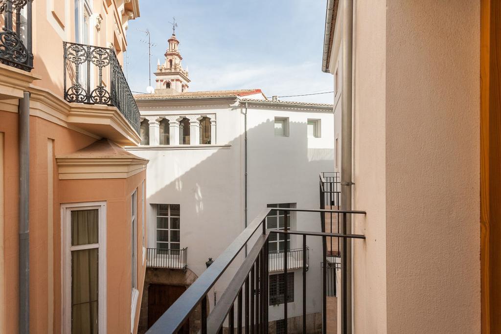 Like Apartments Lonja Valencia Exterior photo