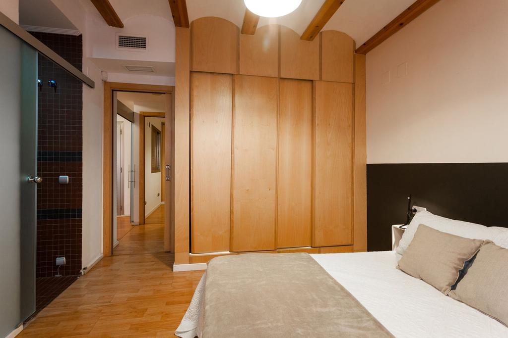 Like Apartments Lonja Valencia Exterior photo