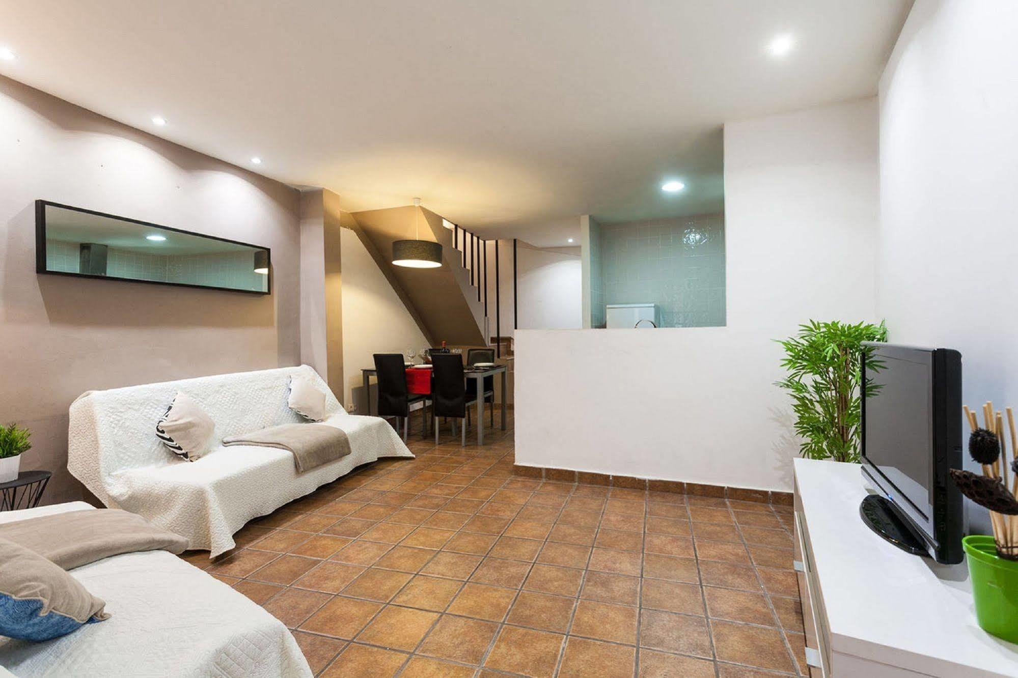 Like Apartments Lonja Valencia Exterior photo