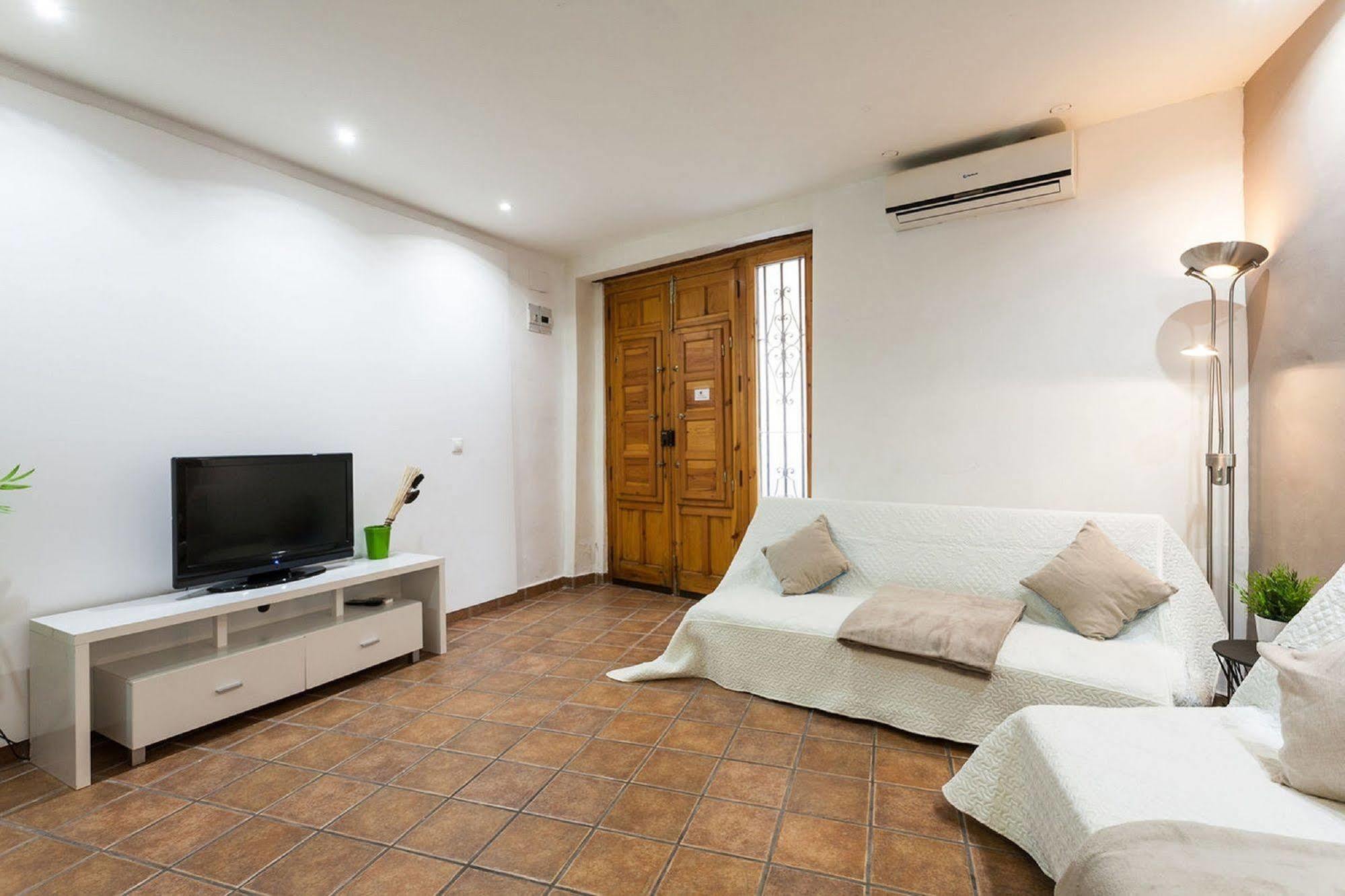 Like Apartments Lonja Valencia Exterior photo