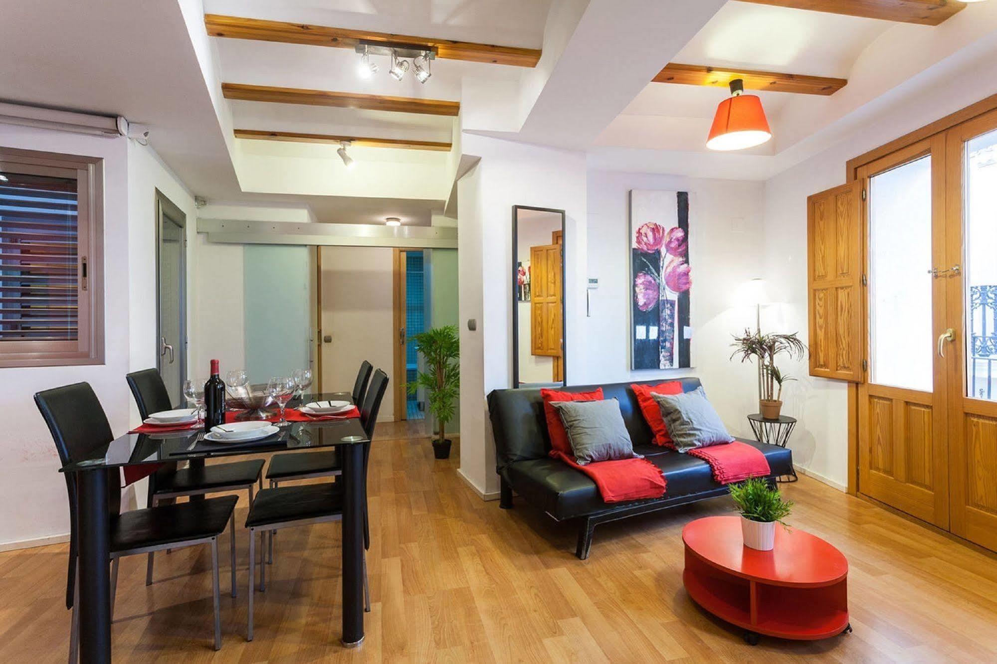 Like Apartments Lonja Valencia Exterior photo